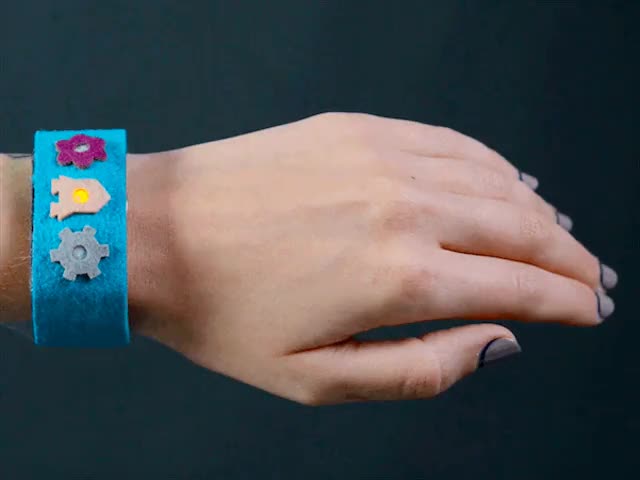 myDazzu - Programmable Wearable Electronic Wristband