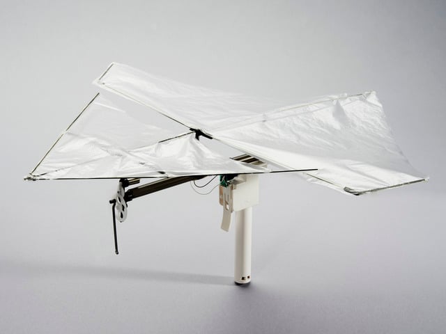 Delta Twister Flying Machine Kit by Gakken