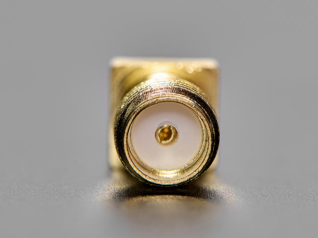 Edge-Launch SMA Connector for 1.6mm / 0.062" Thick PCBs