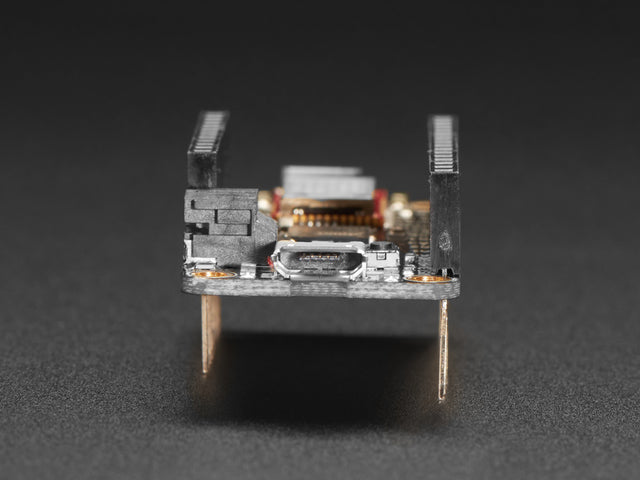 Adafruit Feather 32u4 Bluefruit LE with Stacking Headers