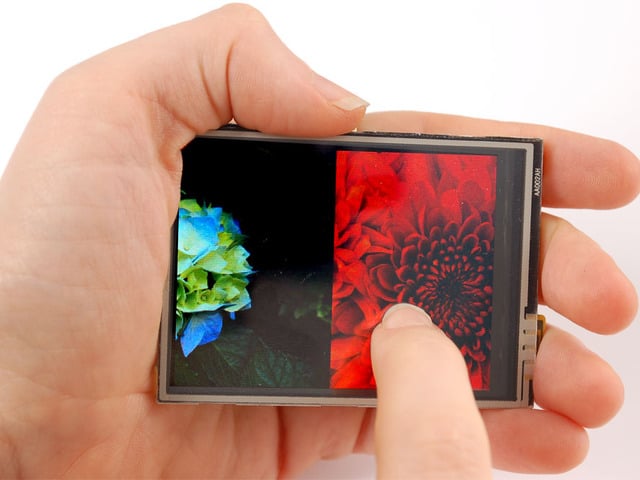 Microtouch - AVR development board with 2.8" TFT Touch Screen