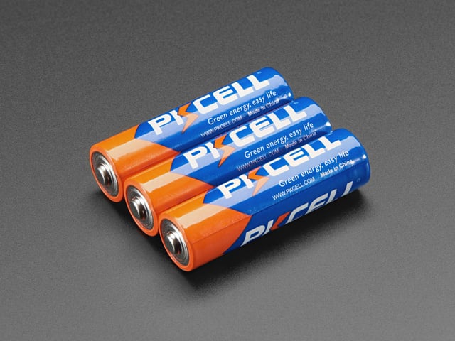 Alkaline AA batteries (LR6) - 3 pack