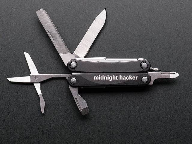 Midnight hacker - Pocket electrician