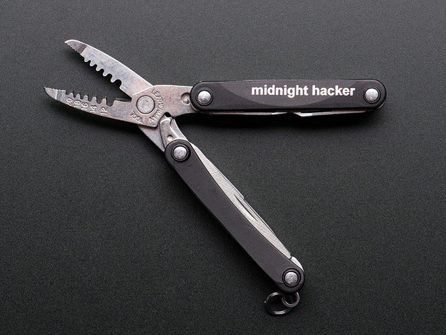 Midnight hacker - Pocket electrician