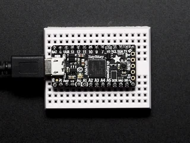 Adafruit ItsyBitsy M4 Express featuring ATSAMD51
