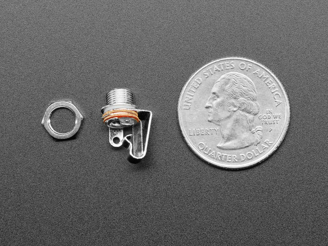Panel Mount 1/8" / 3.5mm Mono Connector