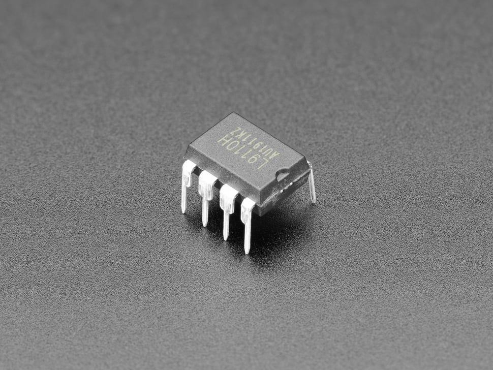 L9110H H-Bridge Motor Driver for DC Motors - 8 DIP