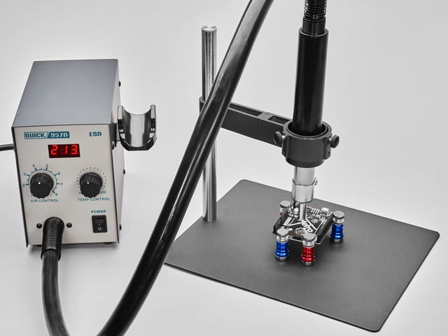 Hot Air Helper Rework Station Plate with Two Ring Clamps