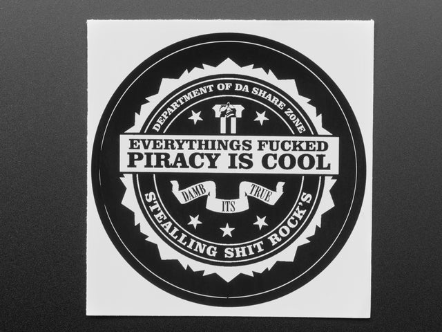 Da Share Zone NFT Men's S Tee + Accessories Bundle