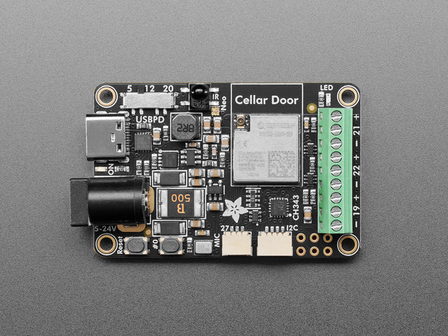 Adafruit Sparkle Motion with wFL External Antenna