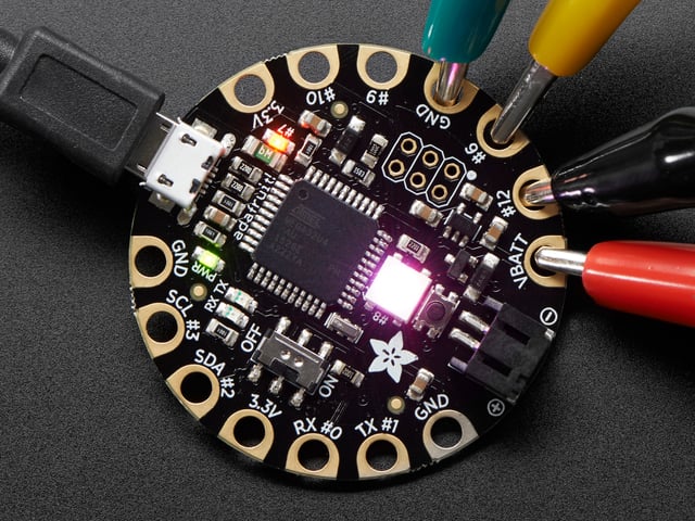 FLORA - Wearable electronic platform: Arduino-compatible