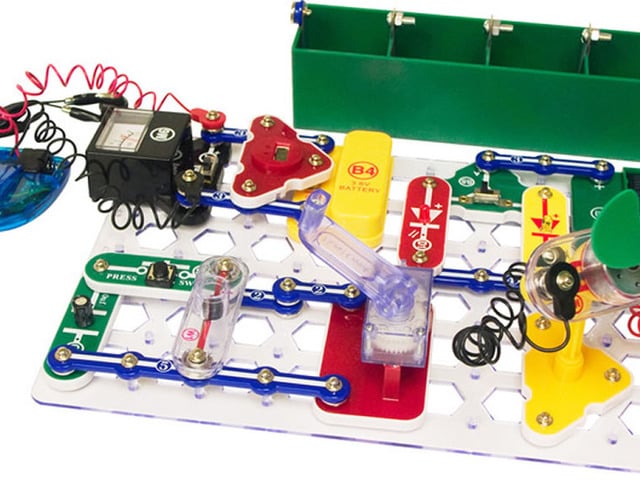 Snap Circuits® Green